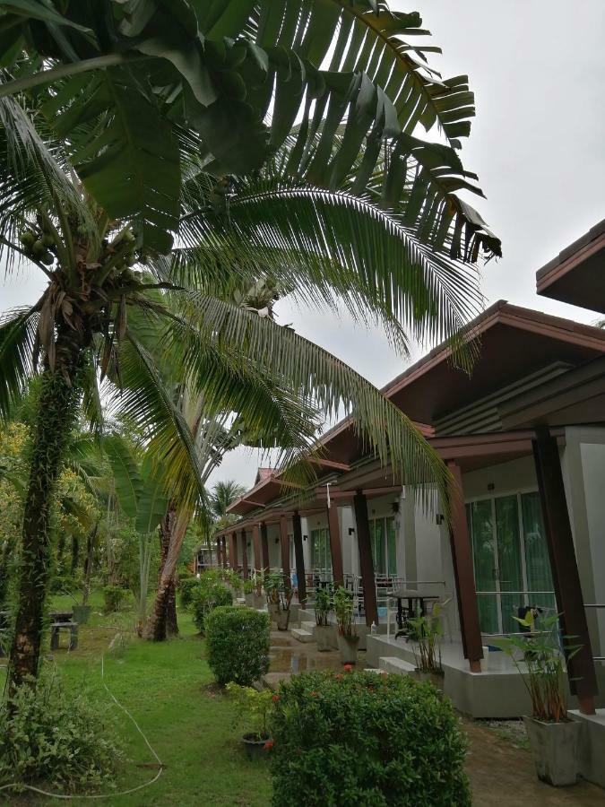 Naiyang Boutique Resort Ban Phak Chit Exterior foto